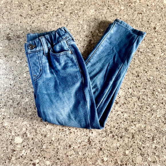 Uniqlo Other - Uniqlo Men's Skinny Jeans in Blue